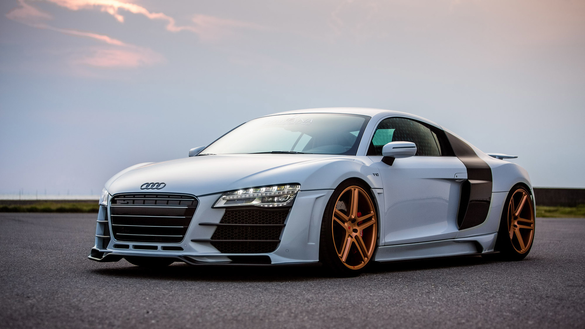 桌面背景 (12).jpg