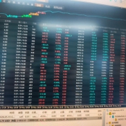 沉下心做事，静下心成长
所有踏实付出，终会开花结果-EAHub外汇论坛